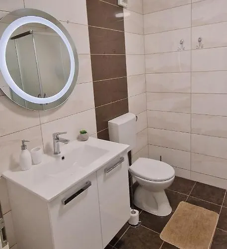 Tobys Place * Πούλα